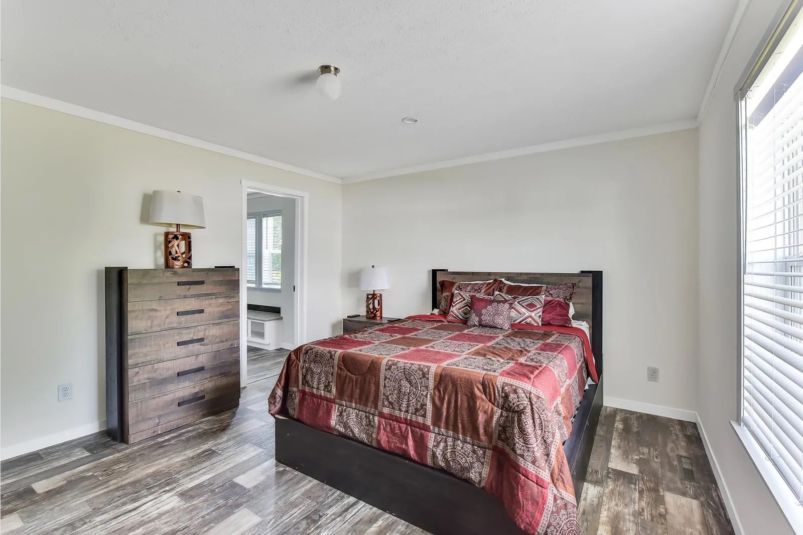 property viewer photo 14