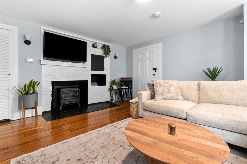 property viewer photo 10