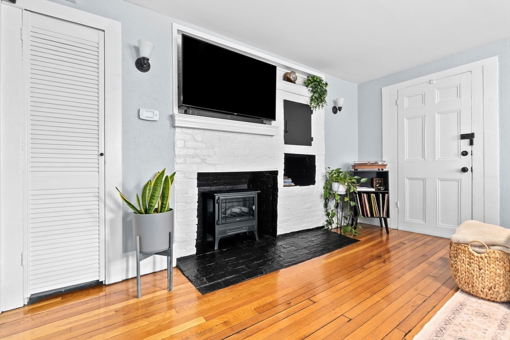 property viewer photo 11