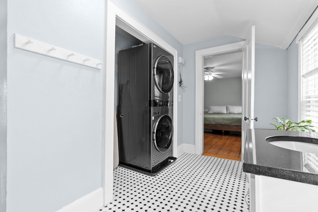 property viewer photo 14