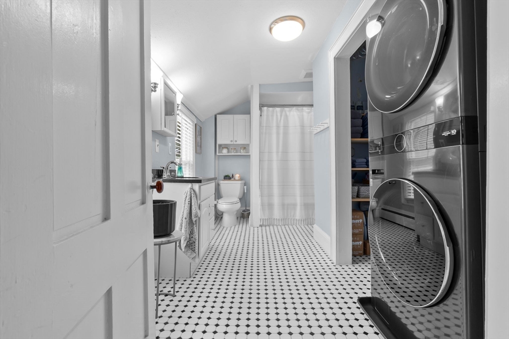 property viewer photo 19