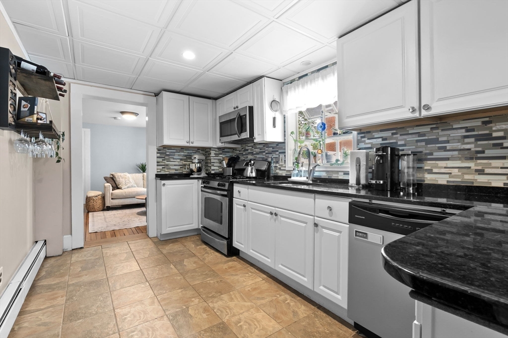 property viewer photo 7