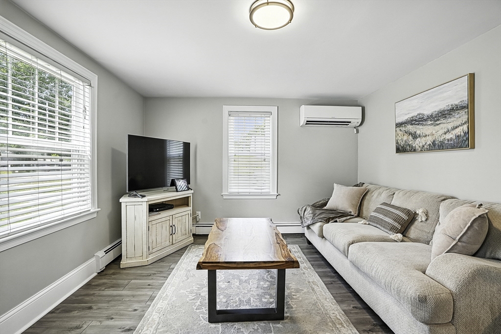 property viewer photo 16