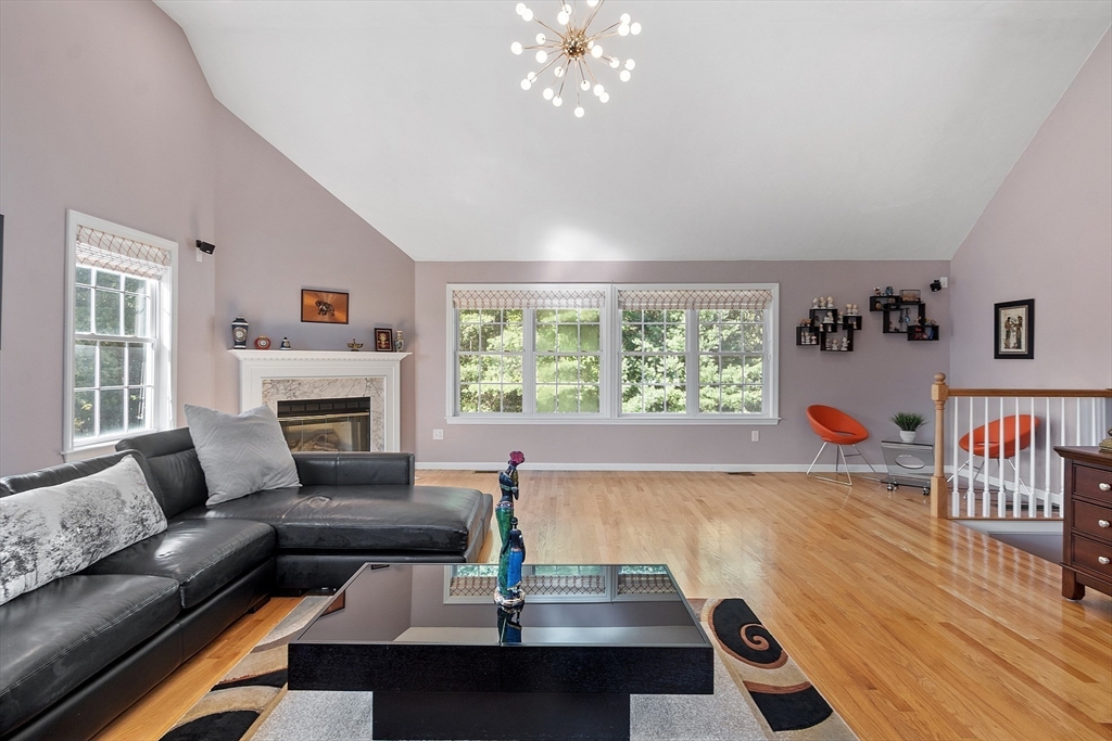 property viewer photo 15