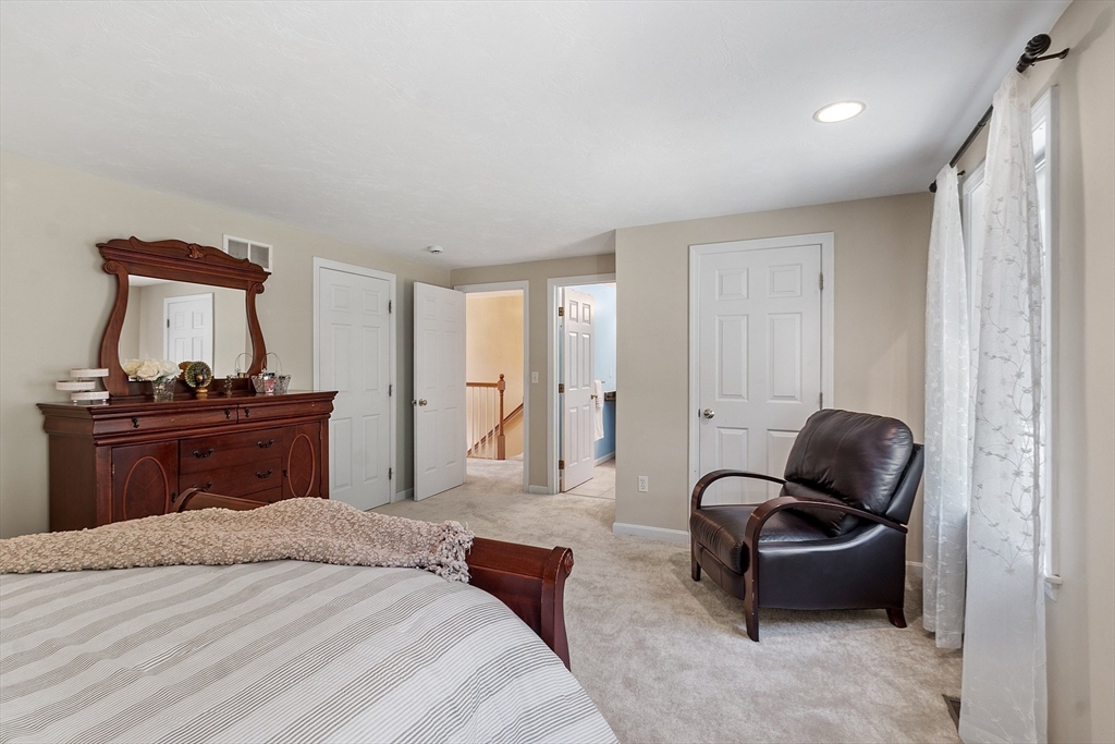 property viewer photo 23