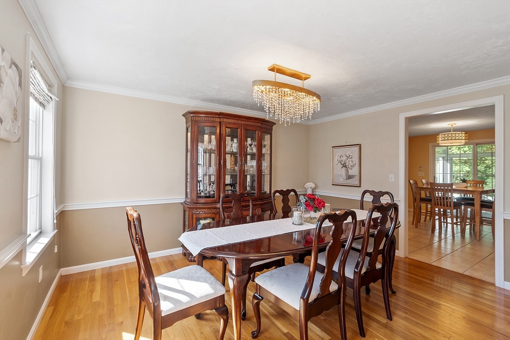 property viewer photo 3