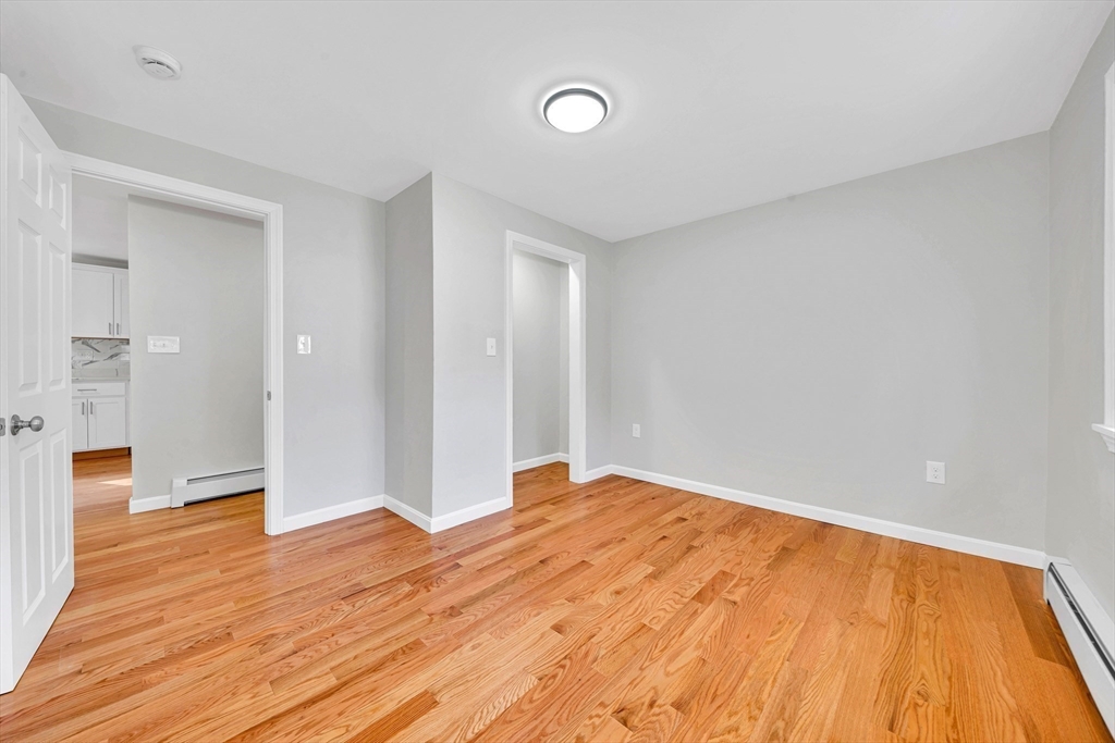 property viewer photo 11