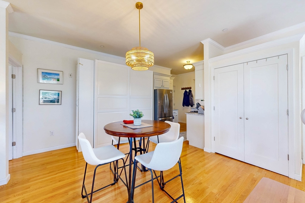 property viewer photo 4