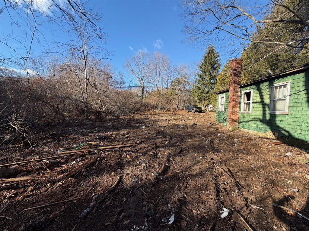 main property photo 6