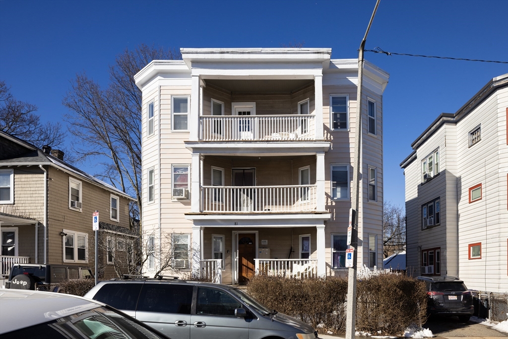 main property photo 0
