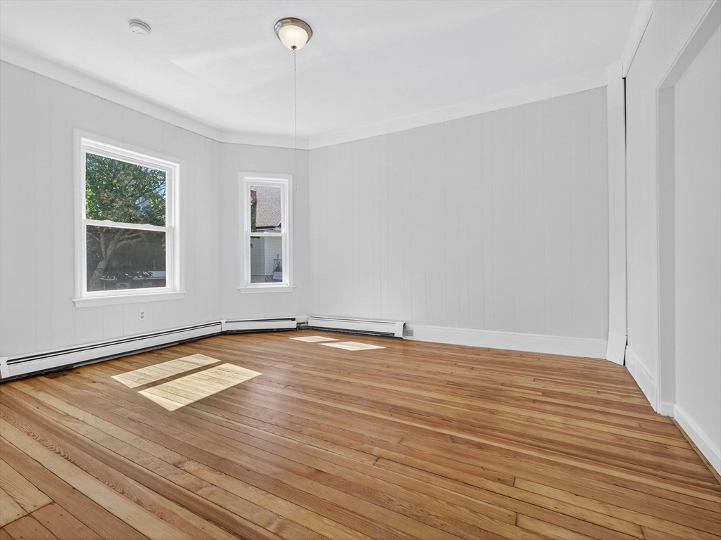 property viewer photo 11
