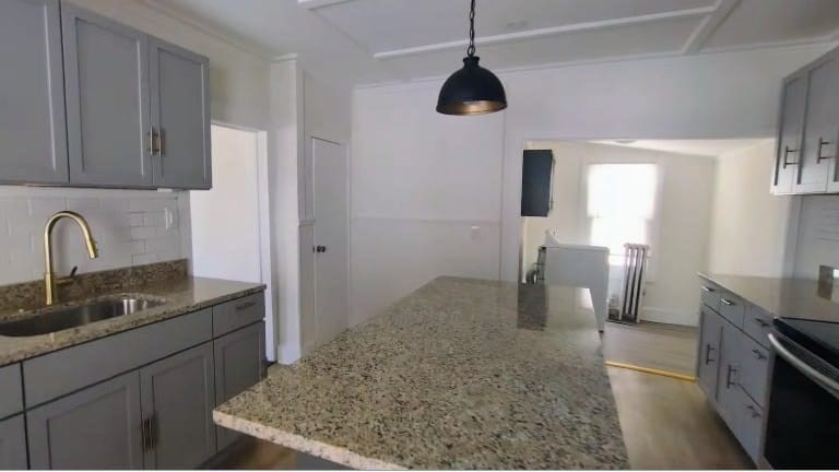 property viewer photo 10