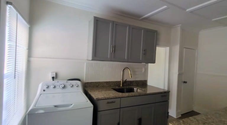 property viewer photo 12