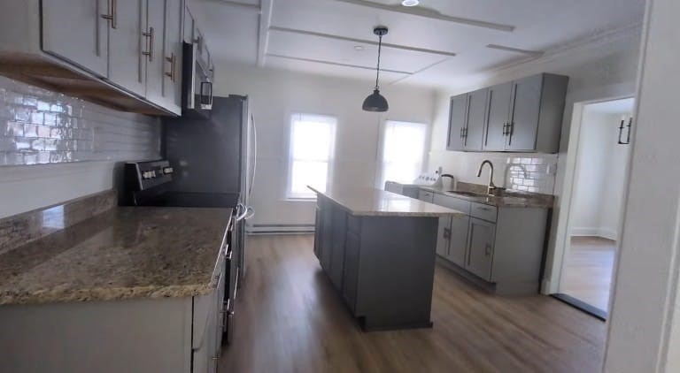 property viewer photo 2