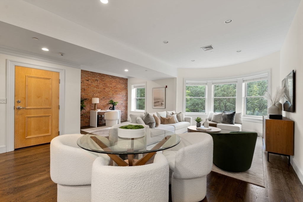 property viewer photo 11