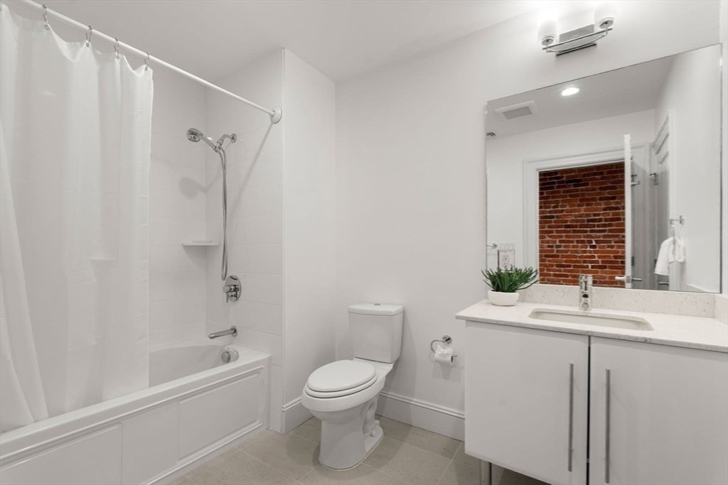 property viewer photo 20