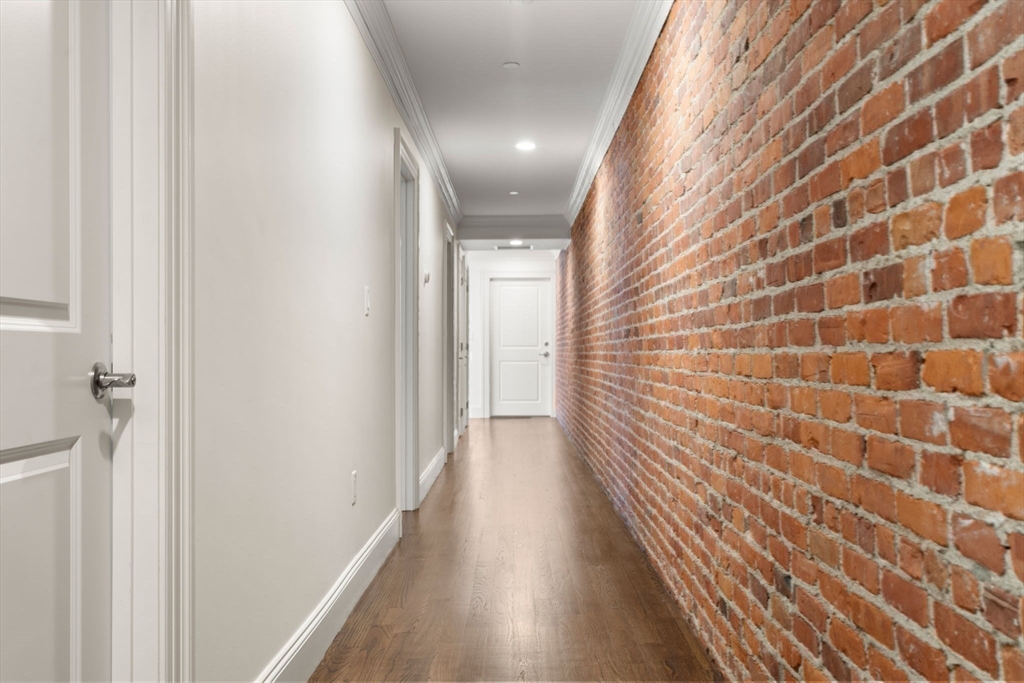 property viewer photo 23