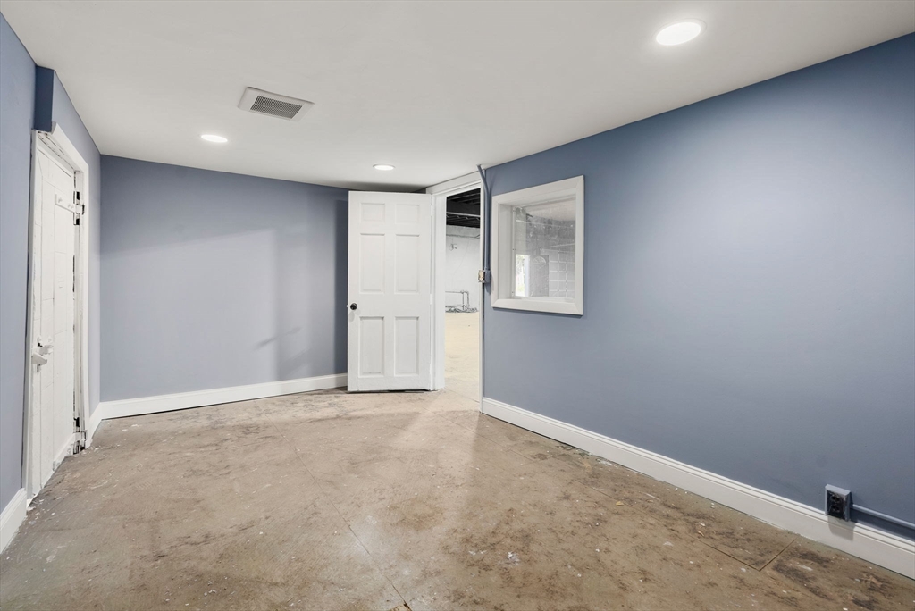 property viewer photo 19