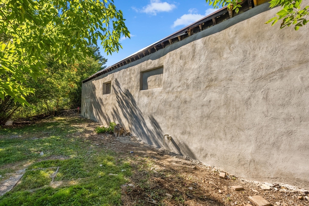 property viewer photo 3