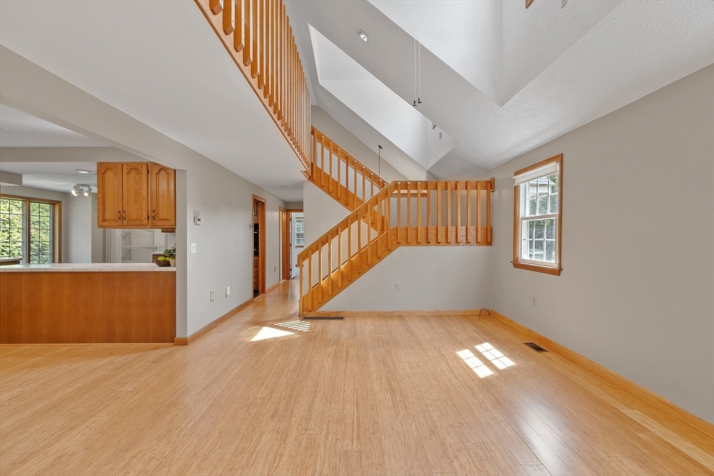 property viewer photo 12