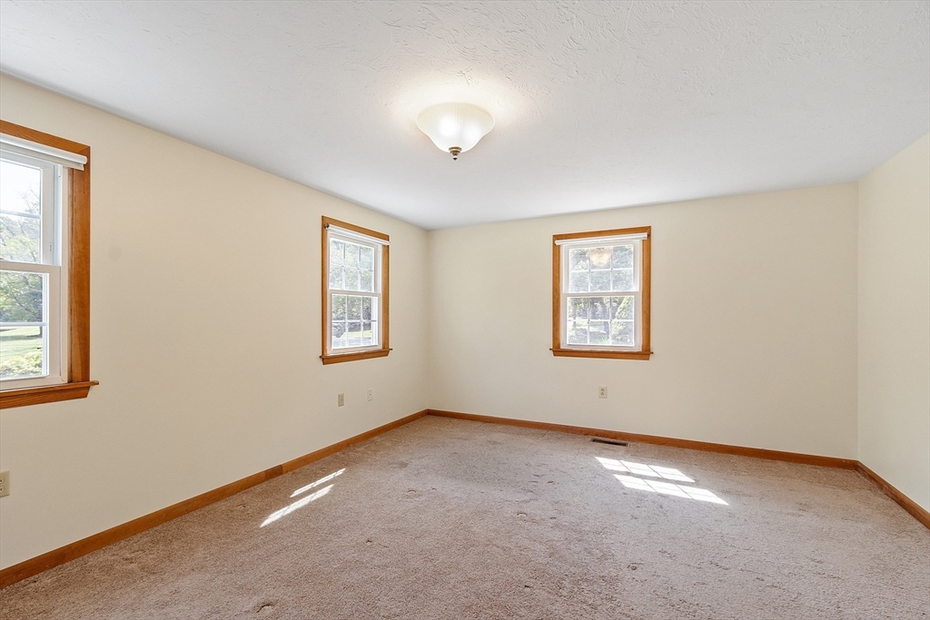 property viewer photo 20