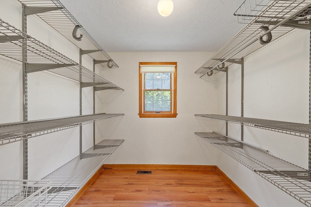 property viewer photo 22