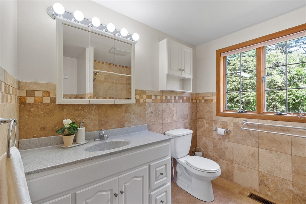property viewer photo 23