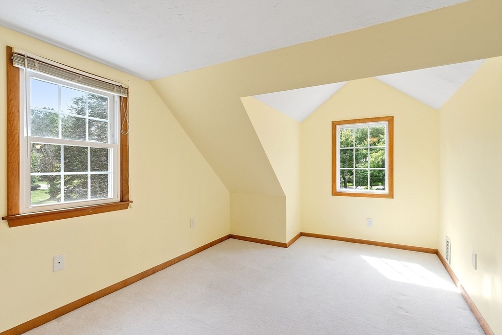 property viewer photo 31