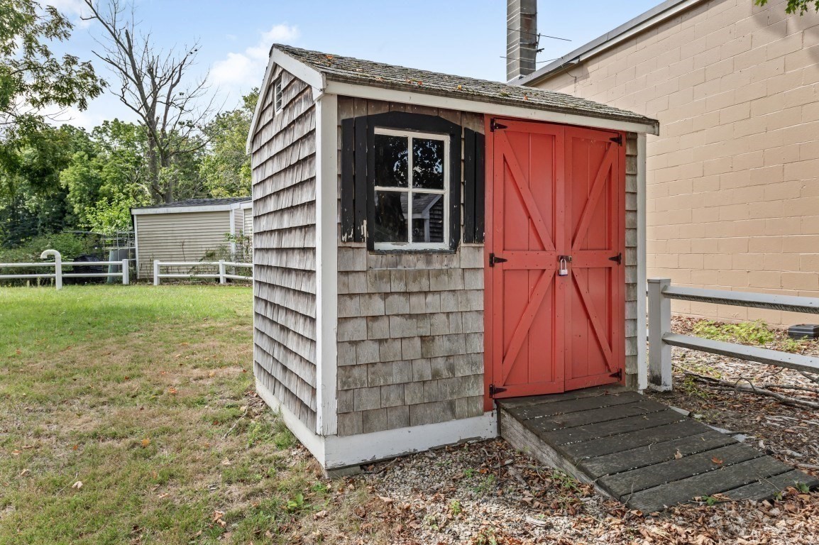main property photo 21