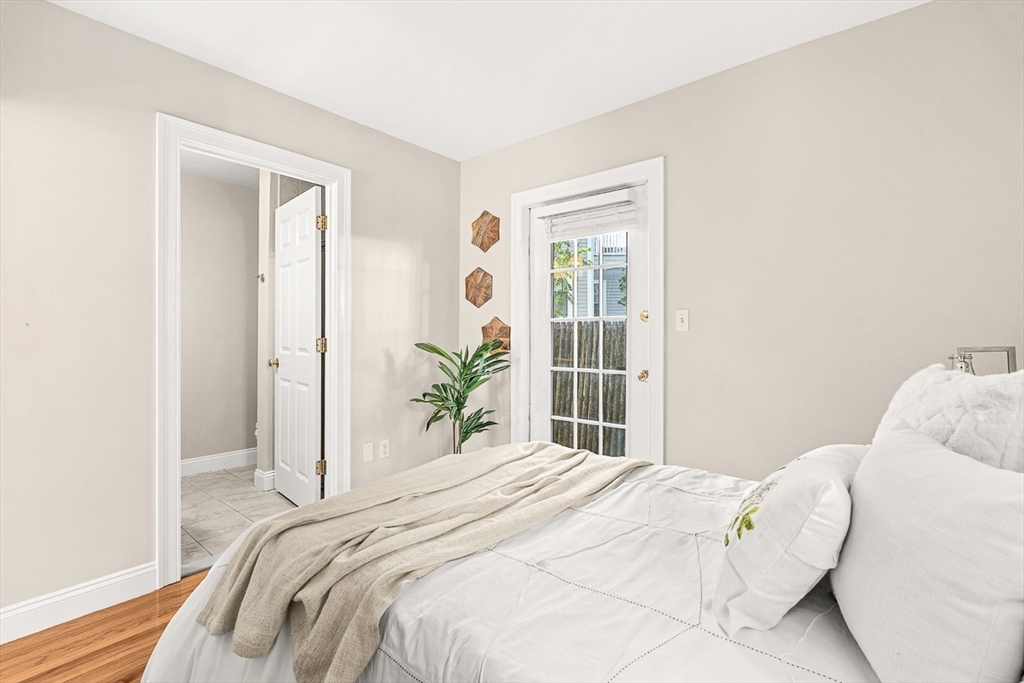 property viewer photo 11