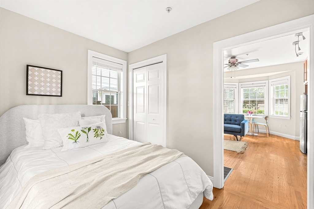 property viewer photo 12
