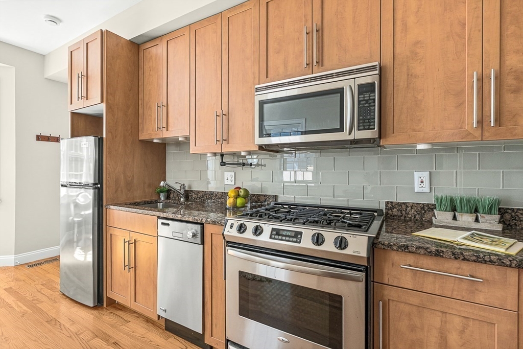 property viewer photo 4