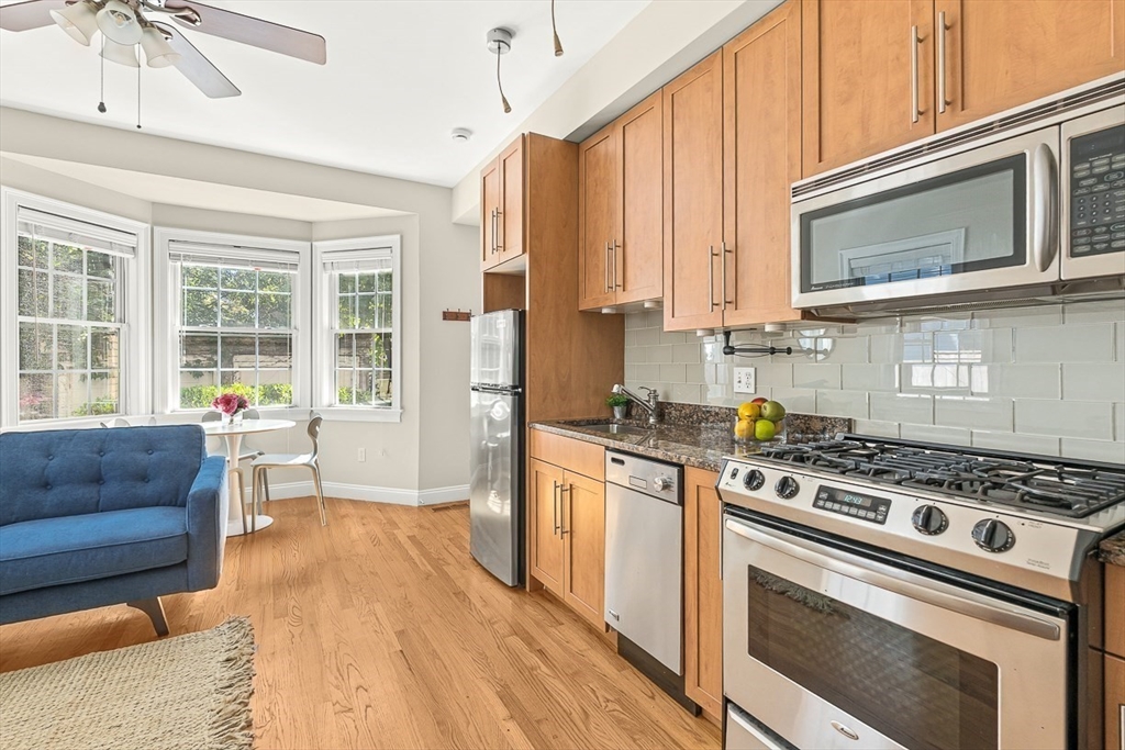 property viewer photo 5