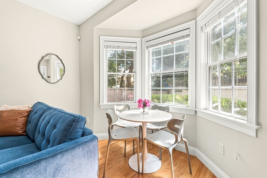 property viewer photo 8