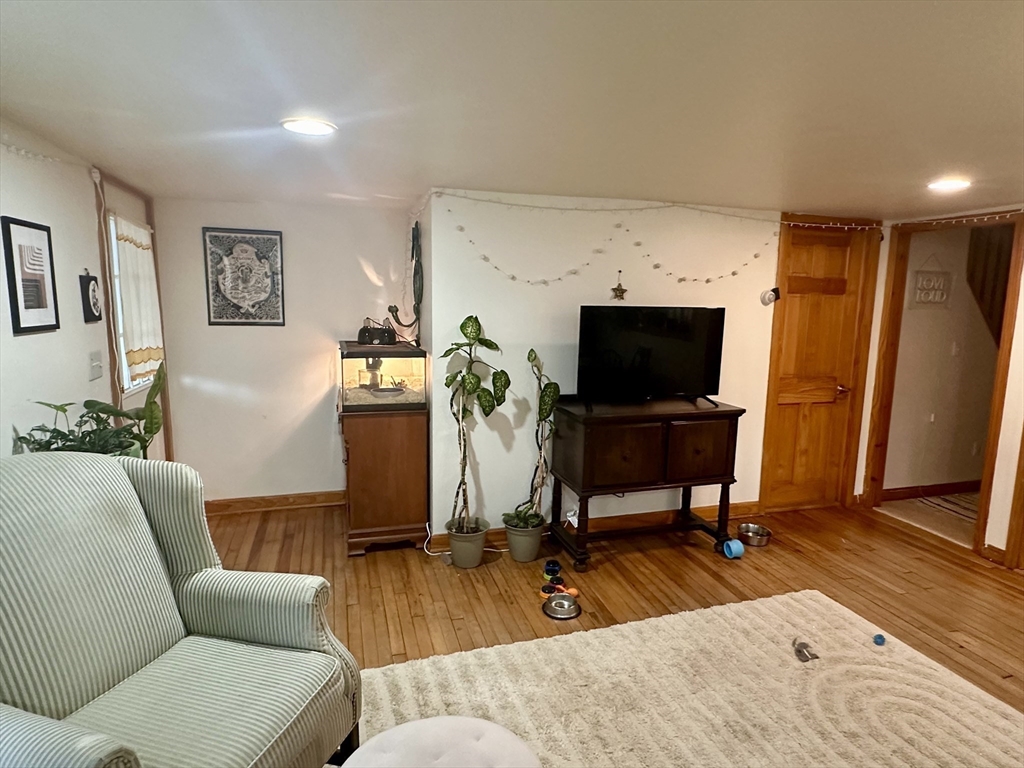 property viewer photo 28
