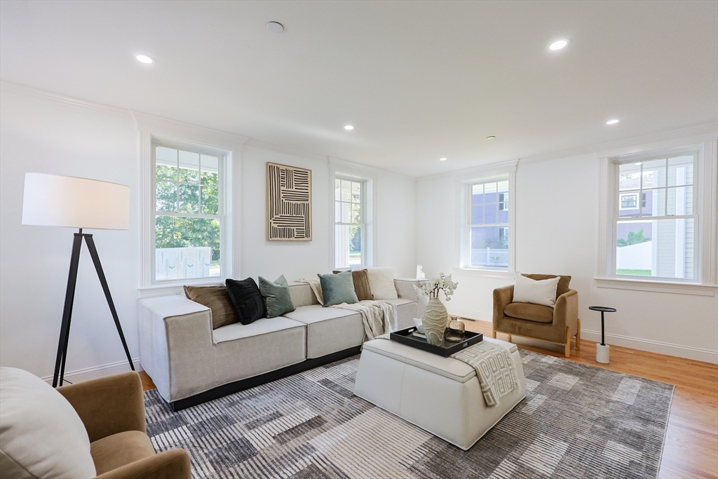 property viewer photo 14