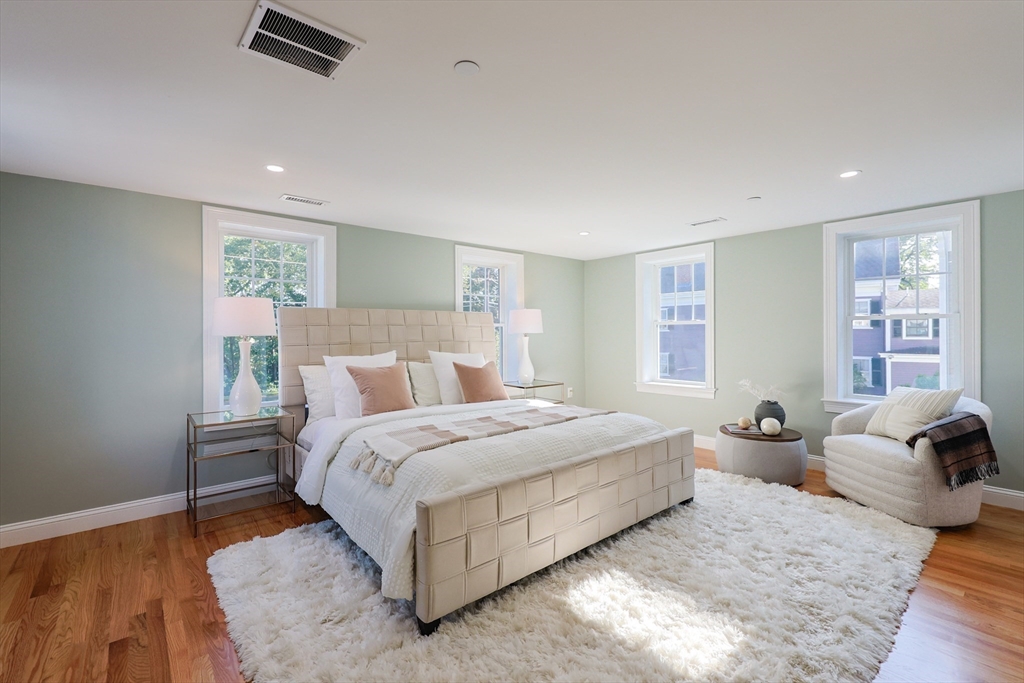 property viewer photo 20