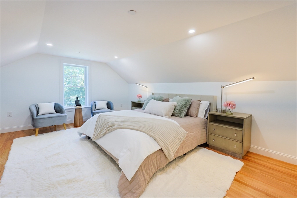 property viewer photo 24