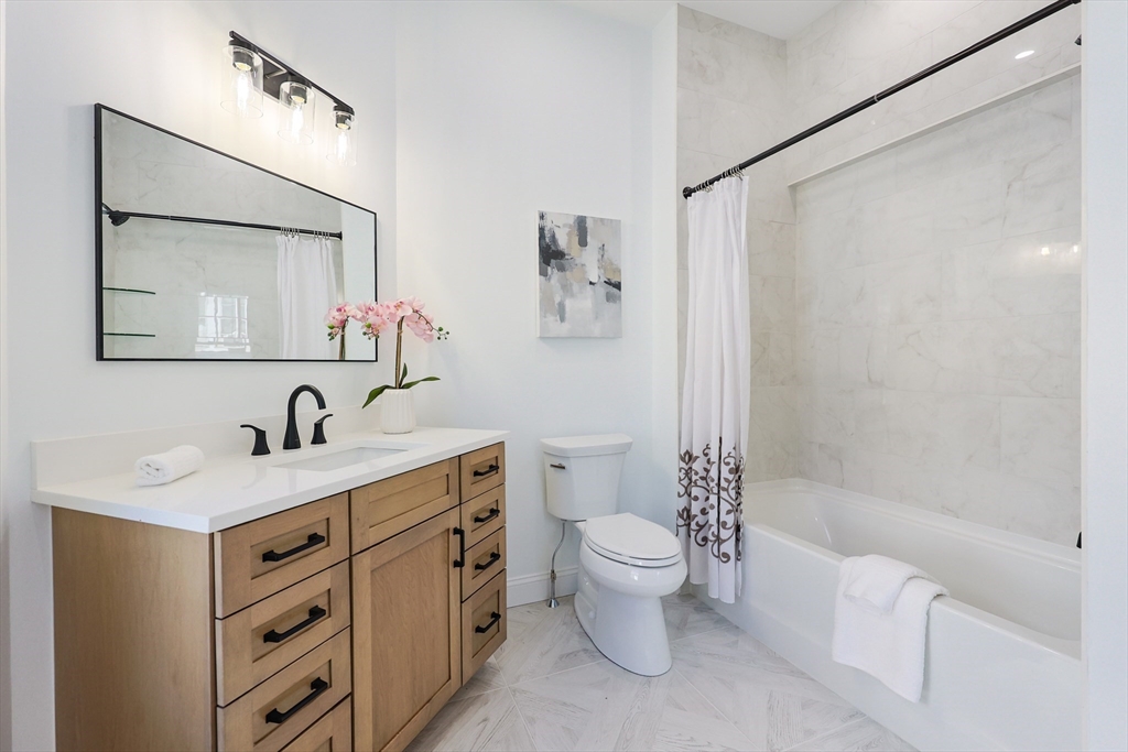 property viewer photo 31