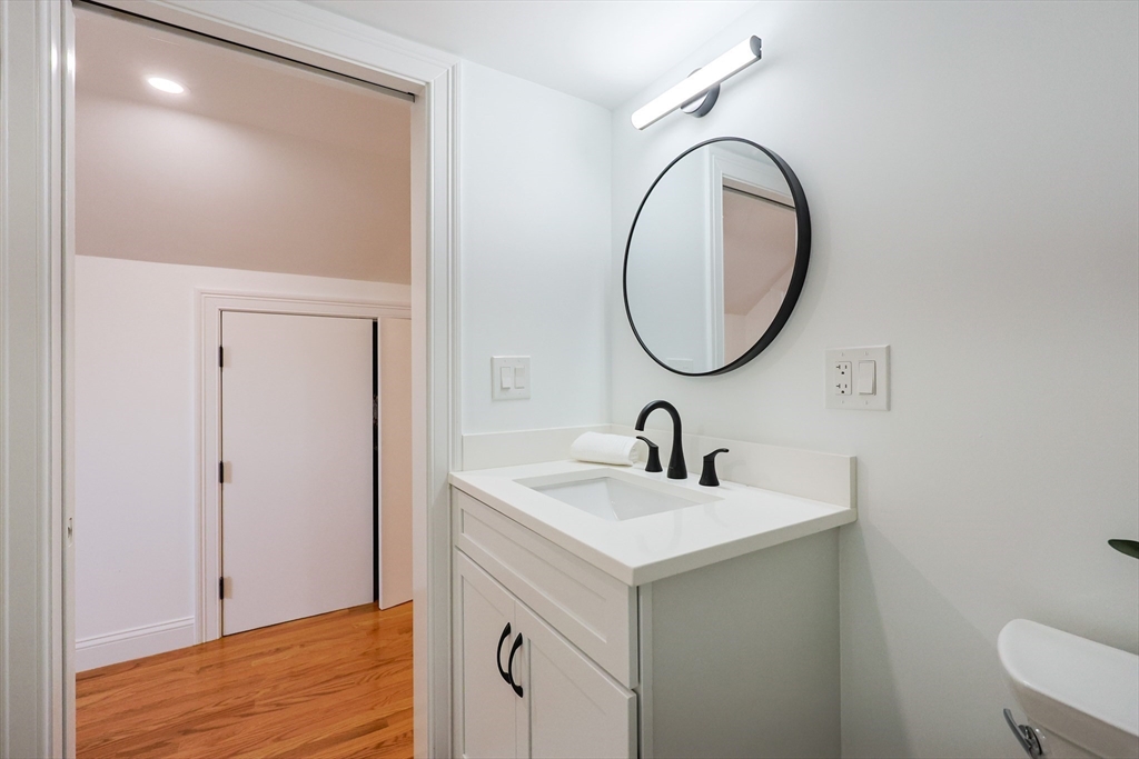 property viewer photo 35
