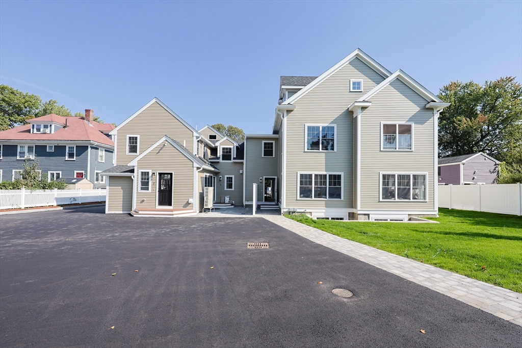 property viewer photo 40