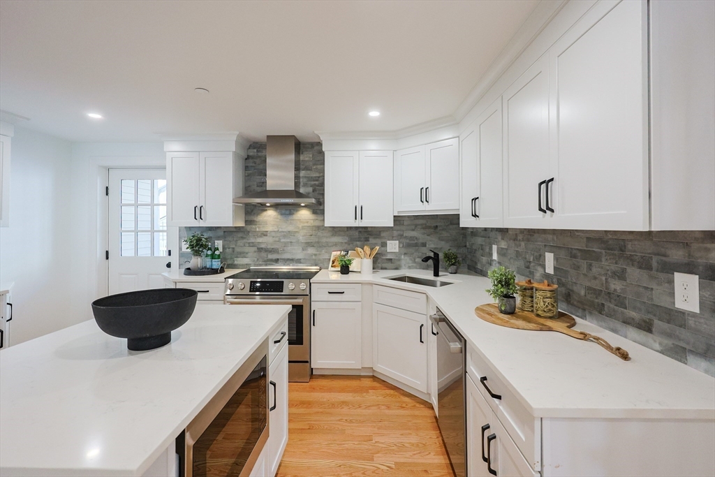 property viewer photo 6