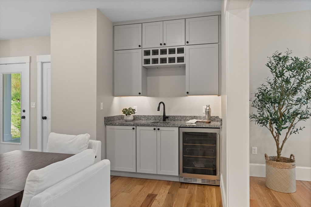 property viewer photo 10