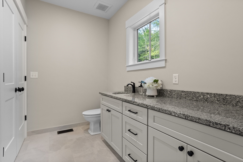 property viewer photo 17