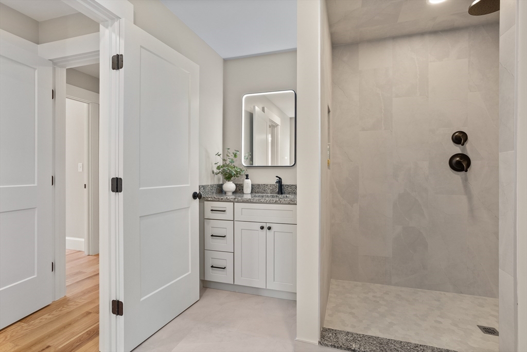 property viewer photo 21