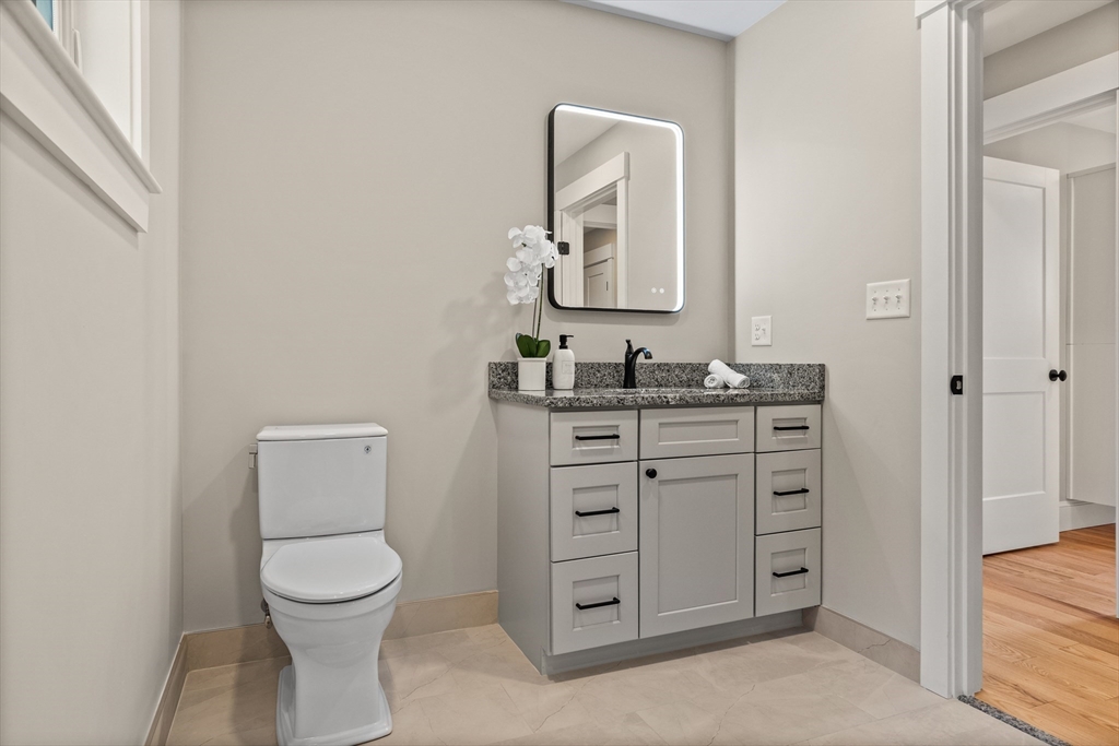 property viewer photo 22