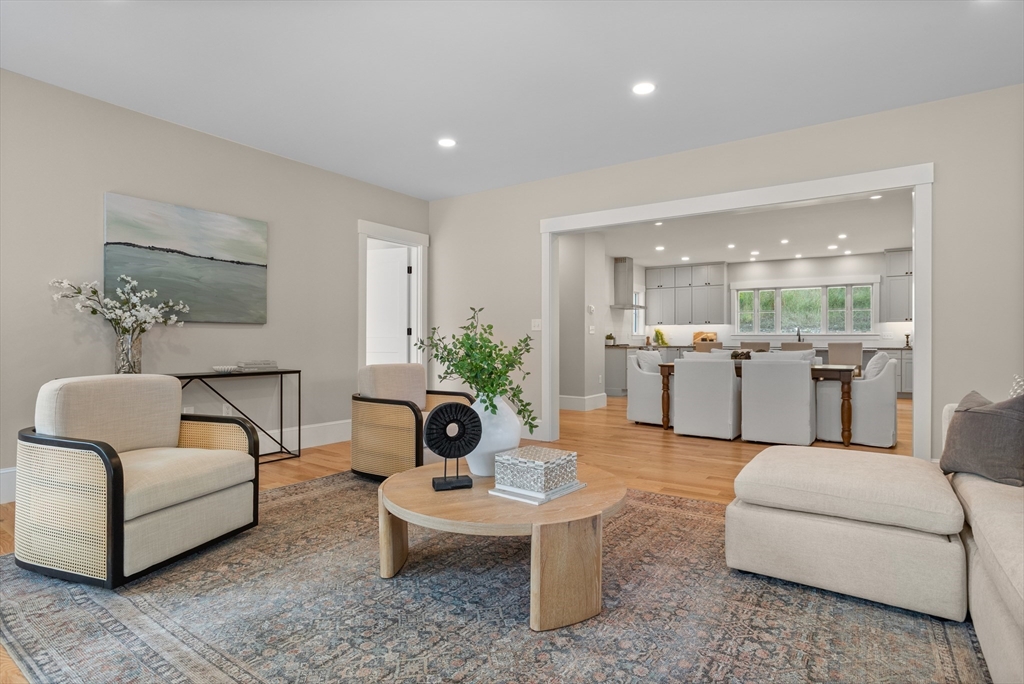 property viewer photo 6