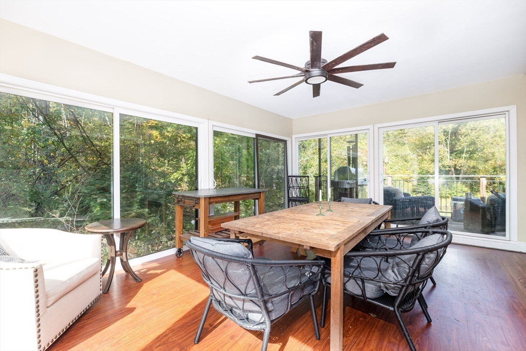 property viewer photo 12