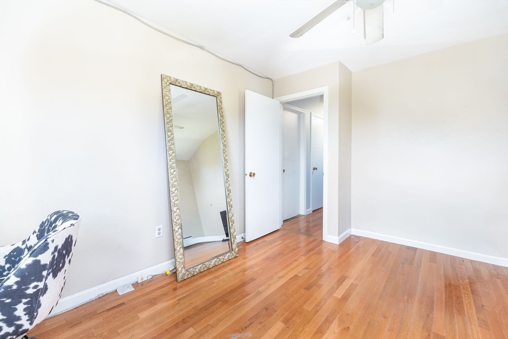 property viewer photo 19