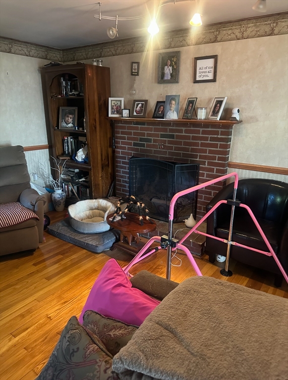 main property photo 4